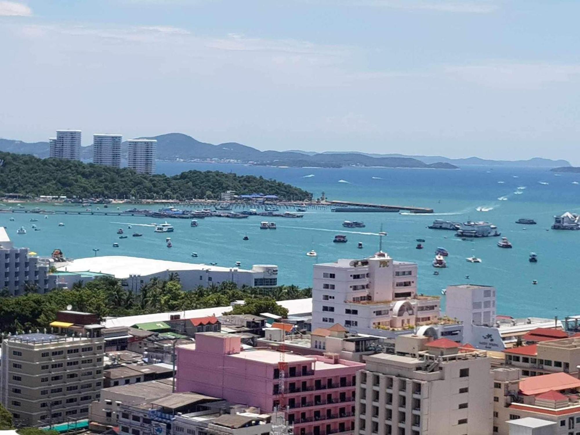 The Base Prime Apartamento Pattaya Exterior foto